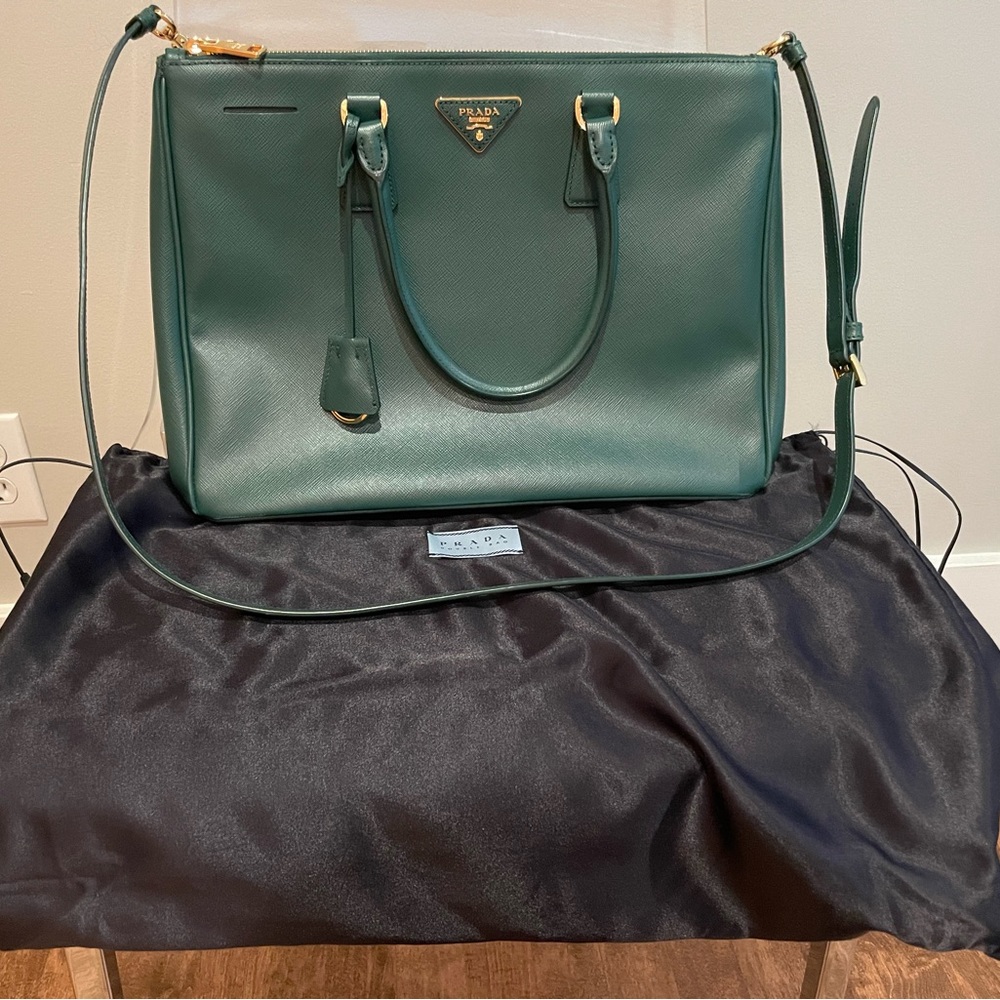 Prada Saffiano Medium Galleria Double Zip Tote, Biliardo